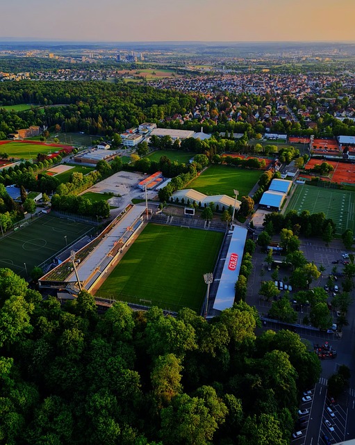 命運仍在不 命運仍在不